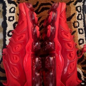 Nike Air VaporMax Plus Triple Red Size 11.5